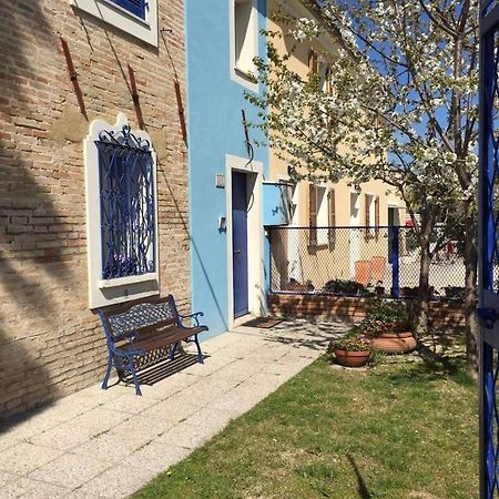 La Casa Della Cicogna Una Casa Al Mare Ideale Anche Per Gli Impegni Di Lavoro O Studio Villa Bellocchi Buitenkant foto