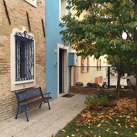 La Casa Della Cicogna Una Casa Al Mare Ideale Anche Per Gli Impegni Di Lavoro O Studio Villa Bellocchi Buitenkant foto