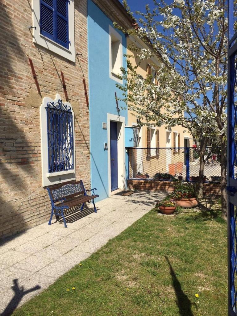 La Casa Della Cicogna Una Casa Al Mare Ideale Anche Per Gli Impegni Di Lavoro O Studio Villa Bellocchi Buitenkant foto